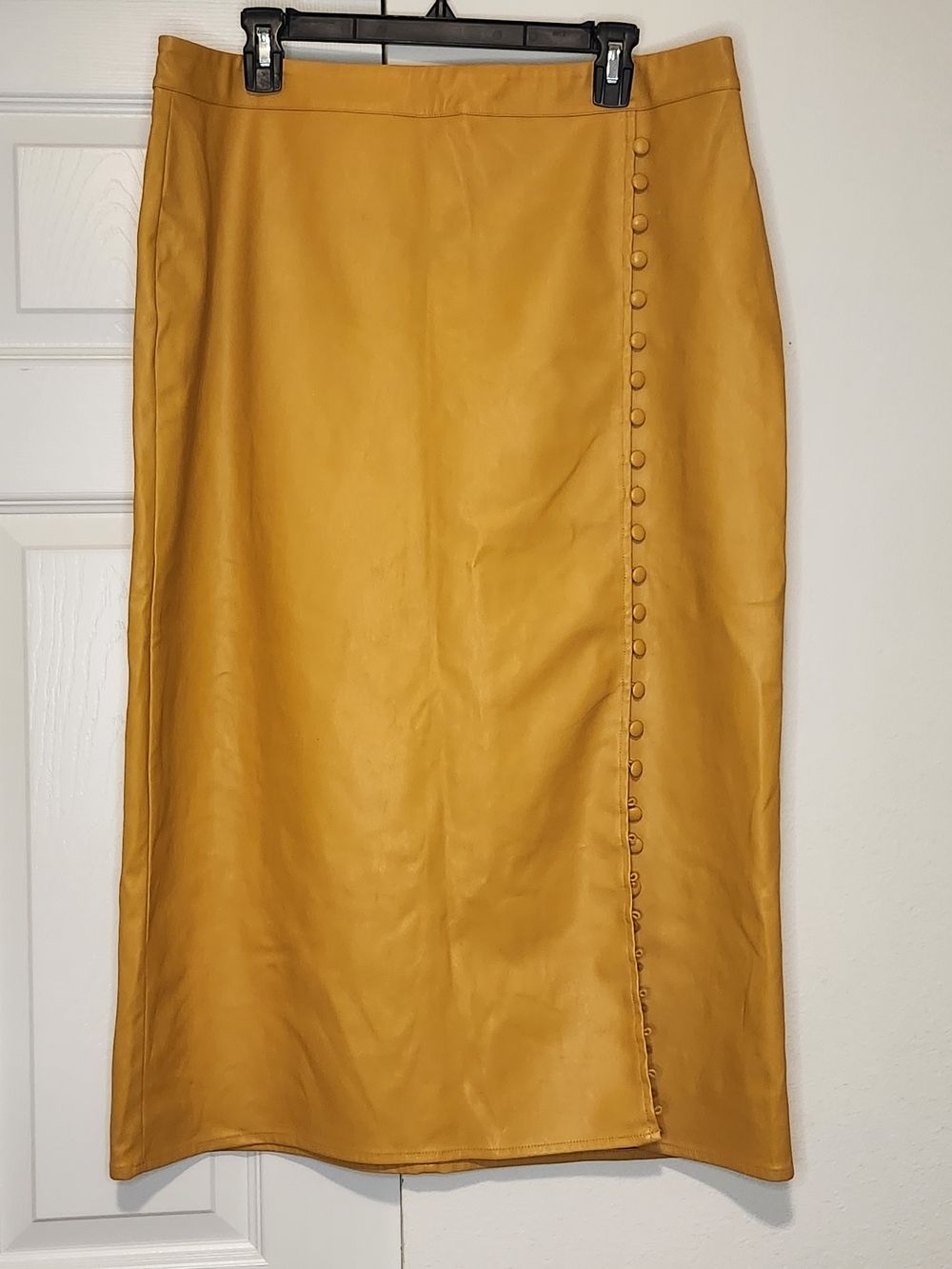 KENDALL + KYLIE Plus Size 1X Yellow Vegan Leather Skirt